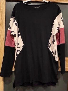 Floral Blooming Black Color Block Leopard Print Tunic Top Women’s